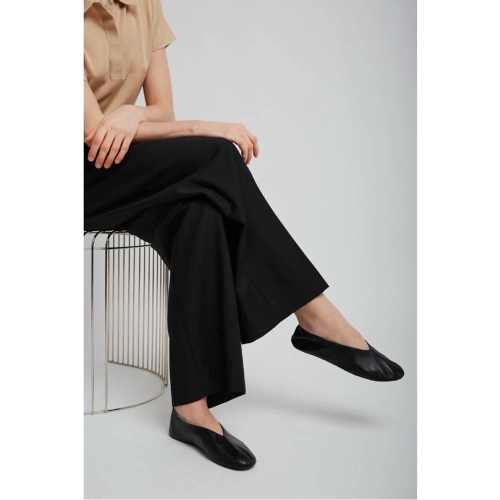 NIB The Row Black Leather Stella Ballet Flats size 10